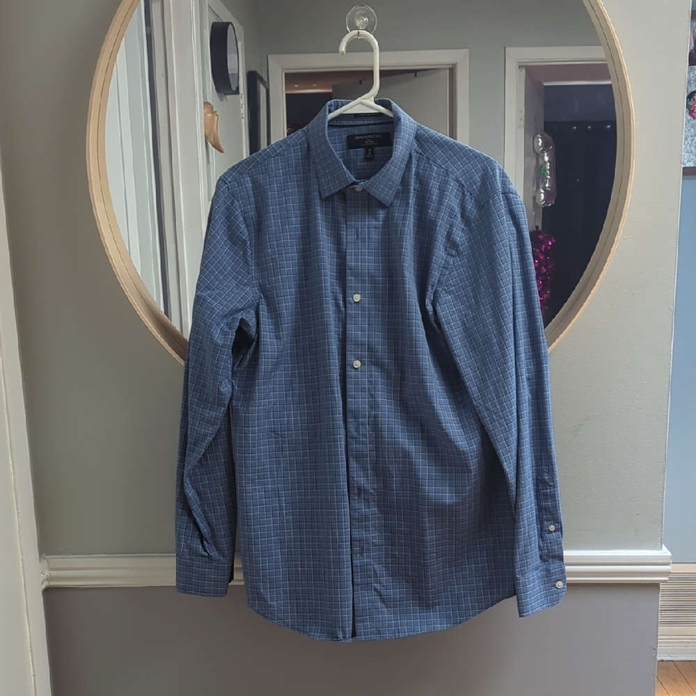 ❤️BOGO❤️Banana Republic Blue Casual Button Down Shirt